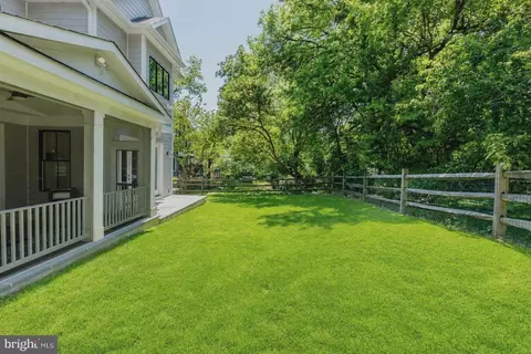 Exterior - 8018 Takoma Ave, Silver Spring, MD 20910 photo 4 of 10