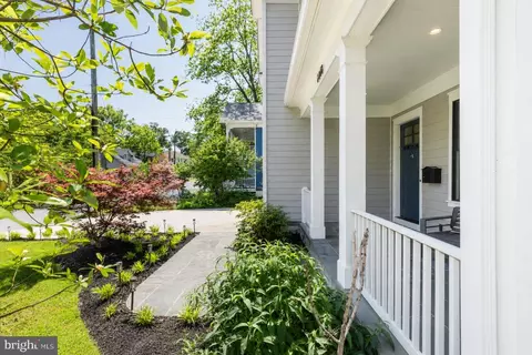 Exterior - 8018 Takoma Ave, Silver Spring, MD 20910 photo 8 of 10
