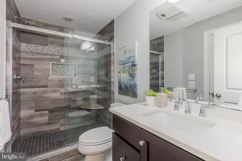 Bath - 8018 Takoma Ave, Silver Spring, MD 20910 photo 9 of 9