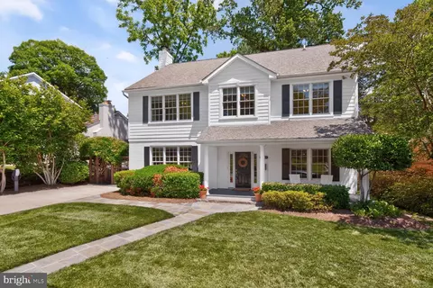 5909 Madawaska Rd, Bethesda, MD 20816