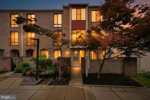 9685 Brassie Way, Gaithersburg, MD 20886