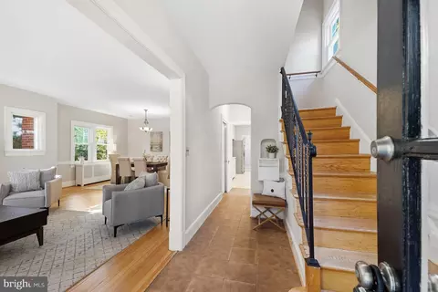 Entry Way - 816 Gist Ave, Silver Spring, MD 20910 photo 1 of 7