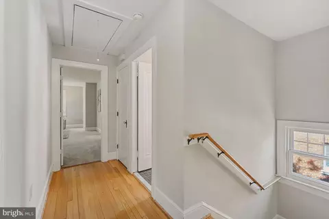 Entry Way - 816 Gist Ave, Silver Spring, MD 20910 photo 6 of 7