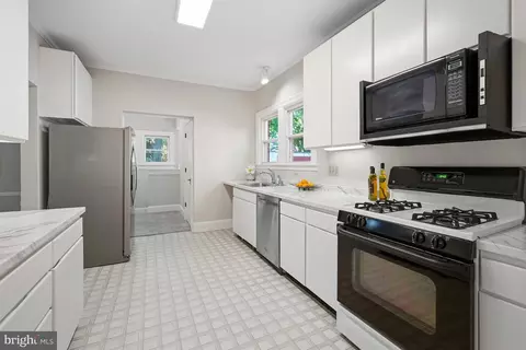 Kitchen - 816 Gist Ave, Silver Spring, MD 20910 photo 1 of 3