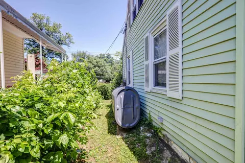 Exterior - 8906 Pennsylvania Ave, Silver Spring, MD 20910 photo 10 of 10