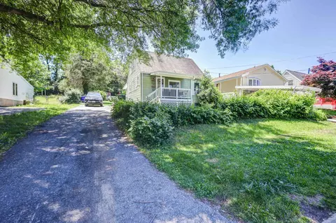 Exterior - 8906 Pennsylvania Ave, Silver Spring, MD 20910 photo 1 of 10