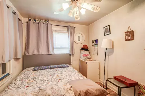 Bedroom - 8906 Pennsylvania Ave, Silver Spring, MD 20910 photo 1 of 4