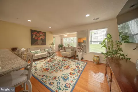 Living - 2701 Snowbird Ter #7, Silver Spring, MD 20906 photo 1 of 1