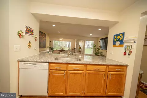 Kitchen - 2701 Snowbird Ter #7, Silver Spring, MD 20906 photo 3 of 4