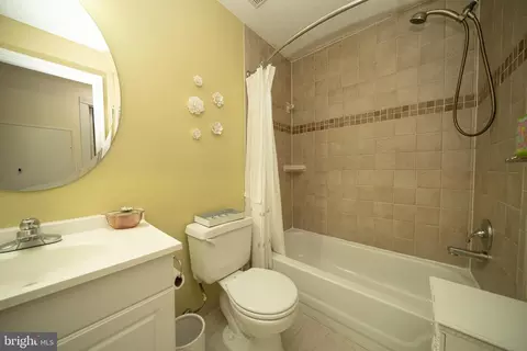 Bath - 2701 Snowbird Ter #7, Silver Spring, MD 20906 photo 3 of 3