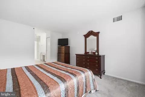 Bedroom - 15101 Interlachen Dr #1-224, Silver Spring, MD 20906 photo 4 of 5