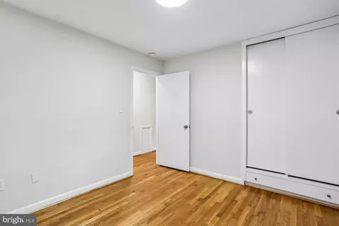 Bedroom - 907 Hoyt St, Silver Spring, MD 20902 photo 5 of 6