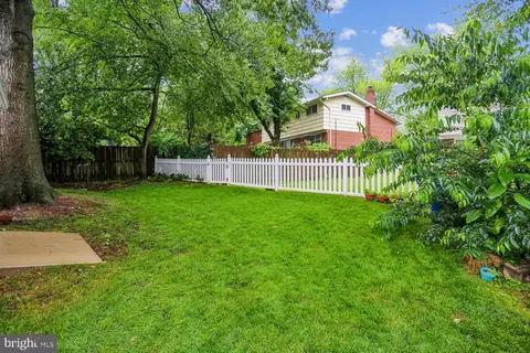 Exterior - 907 Hoyt St, Silver Spring, MD 20902 photo 9 of 9