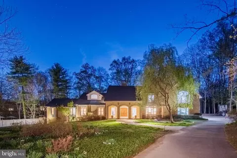 10100 Iron Gate Rd, Potomac, MD 20854
