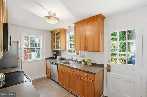 Kitchen - 9601 Bruce Dr, Silver Spring, MD 20901 photo 3 of 3