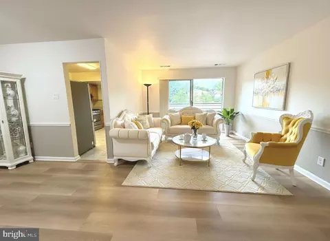 19425 Brassie Pl #303, Montgomery Village, MD 20886
