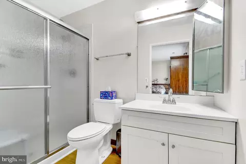 Bath - 15200 Hyde Park Dr #36-A, Silver Spring, MD 20906 photo 2 of 2