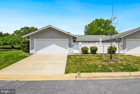 15200 Hyde Park Dr #36-A, Silver Spring, MD 20906