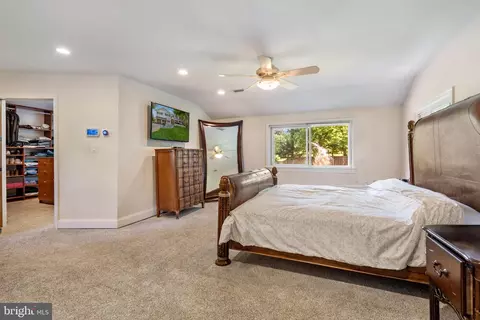 Bedroom - 13925 Shannon Dr, Silver Spring, MD 20904 photo 2 of 6