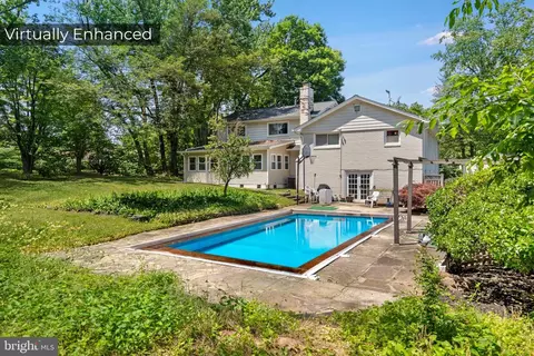 Exterior - 13925 Shannon Dr, Silver Spring, MD 20904 photo 4 of 7
