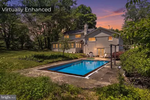 Exterior - 13925 Shannon Dr, Silver Spring, MD 20904 photo 5 of 7