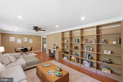 Living - 14005 Bethpage Ln, Silver Spring, MD 20906 photo 3 of 3