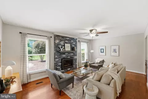 Living - 14005 Bethpage Ln, Silver Spring, MD 20906 photo 1 of 3