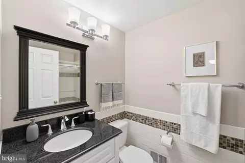 Bath - 14005 Bethpage Ln, Silver Spring, MD 20906 photo 3 of 3