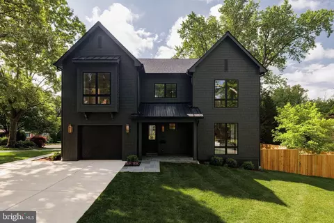 3400 Coquelin Ter, Chevy Chase, MD 20815