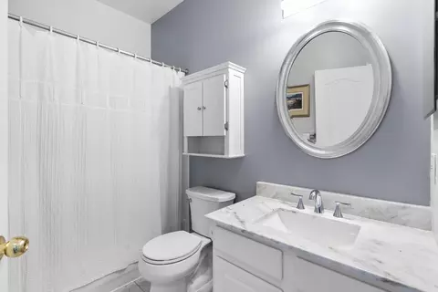 Bath - 2128 Darcy Green Pl, Silver Spring, MD 20910 photo 3 of 3