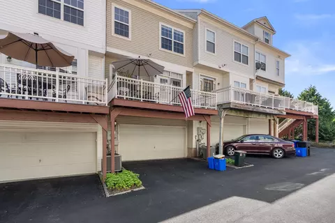 Exterior - 2128 Darcy Green Pl, Silver Spring, MD 20910 photo 5 of 5