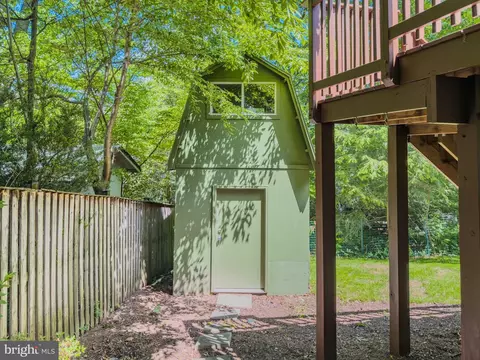 Exterior - 1514 Ainsley Rd, Silver Spring, MD 20904 photo 5 of 9