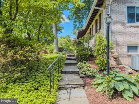 Exterior - 1514 Ainsley Rd, Silver Spring, MD 20904 photo 6 of 9