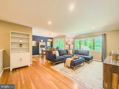 Living - 1514 Ainsley Rd, Silver Spring, MD 20904 photo 2 of 5
