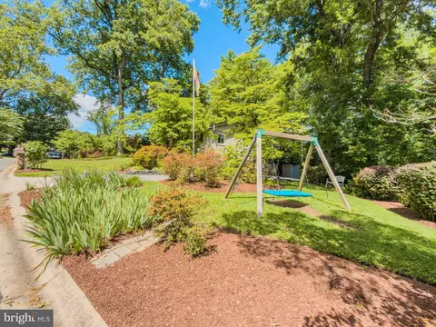 Exterior - 1514 Ainsley Rd, Silver Spring, MD 20904 photo 9 of 9