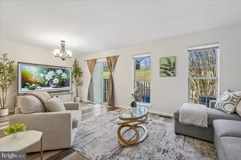13410 Country Ridge Dr, Germantown, MD 20874