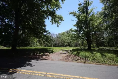18465 Brooke Rd, Sandy Spring, MD 20860