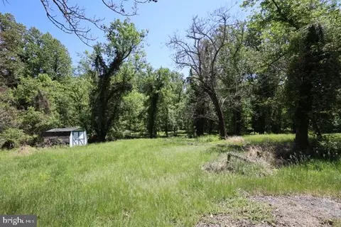 18465 Brooke Rd, Sandy Spring, MD 20860 photo 3