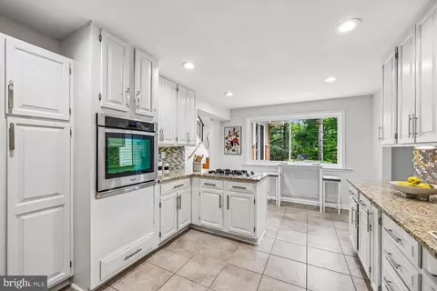 Kitchen - 300 Gilsan Ct, Silver Spring, MD 20902 photo 7 of 7