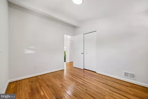 Bedroom - 300 Gilsan Ct, Silver Spring, MD 20902 photo 16 of 19