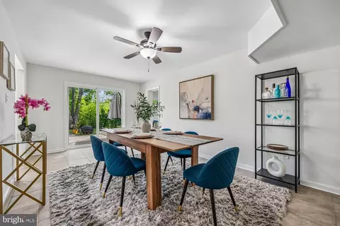 Dining - 300 Gilsan Ct, Silver Spring, MD 20902 photo 2 of 4