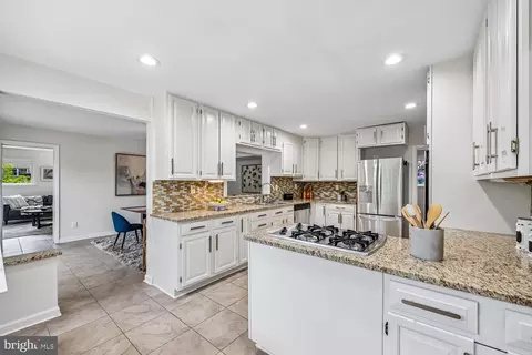 Kitchen - 300 Gilsan Ct, Silver Spring, MD 20902 photo 3 of 7