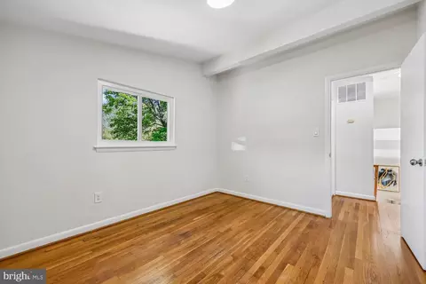 Bedroom - 300 Gilsan Ct, Silver Spring, MD 20902 photo 15 of 19