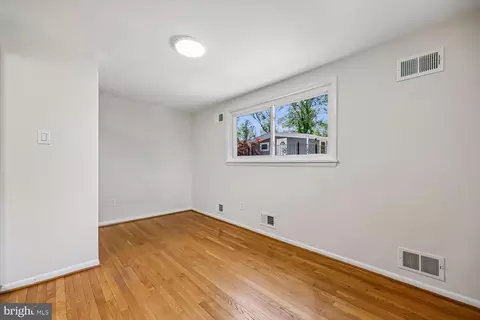 Bedroom - 300 Gilsan Ct, Silver Spring, MD 20902 photo 13 of 19