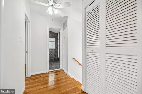 Entry Way - 300 Gilsan Ct, Silver Spring, MD 20902 photo 3 of 8