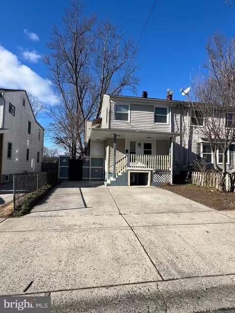 12220 Centerhill St, Silver Spring, MD 20902