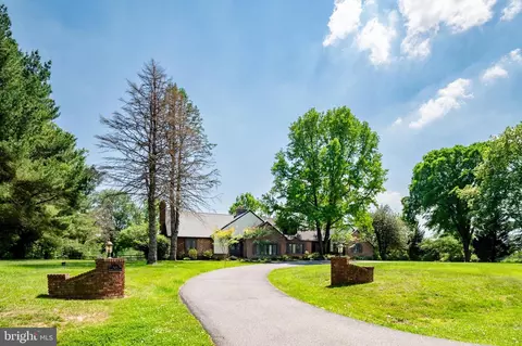 120 Ashton Oaks Ct, Ashton, MD 20861