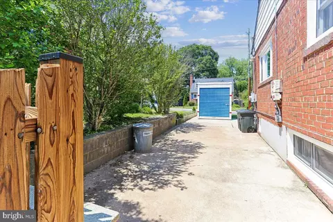 Exterior - 1504 Crest Rd, Silver Spring, MD 20902 photo 12 of 16