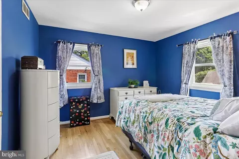 Bedroom - 1504 Crest Rd, Silver Spring, MD 20902 photo 1 of 7