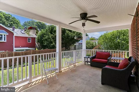 Exterior - 1504 Crest Rd, Silver Spring, MD 20902 photo 9 of 16